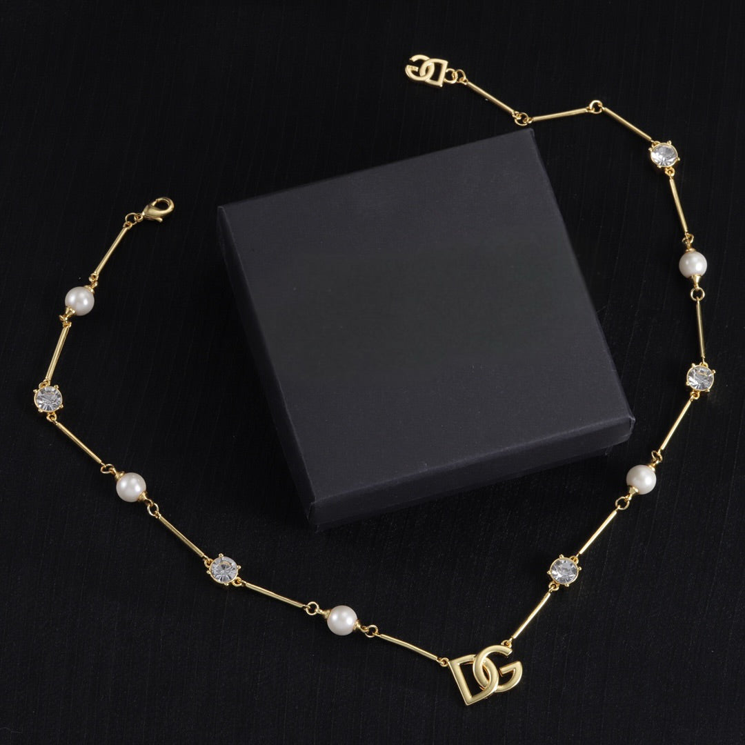 Stephania Necklace