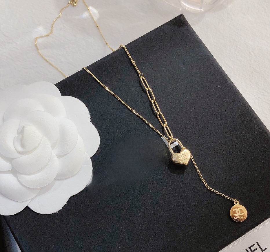 Brisa Necklace