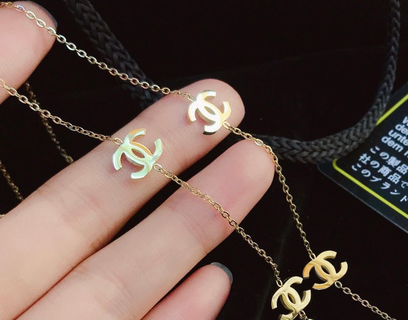 C Simple Necklace