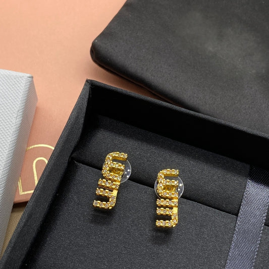 Vertical M Earrings