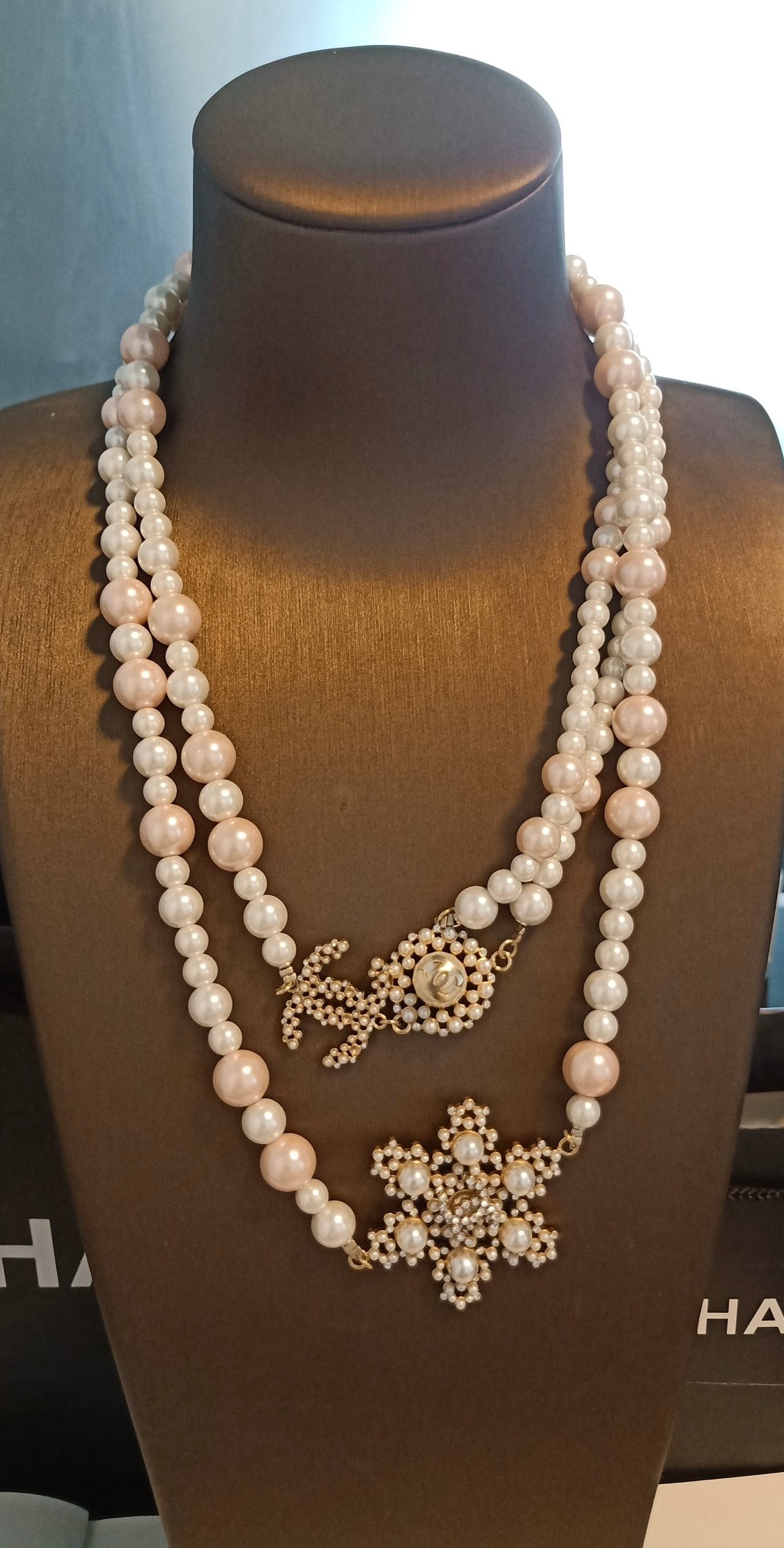 Flower Pearl Necklace