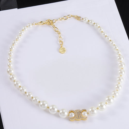 Romance Pearl Necklace