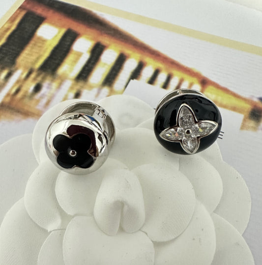 Round Button Flower Earrings