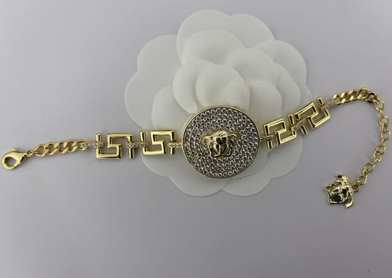 V Design Necklace