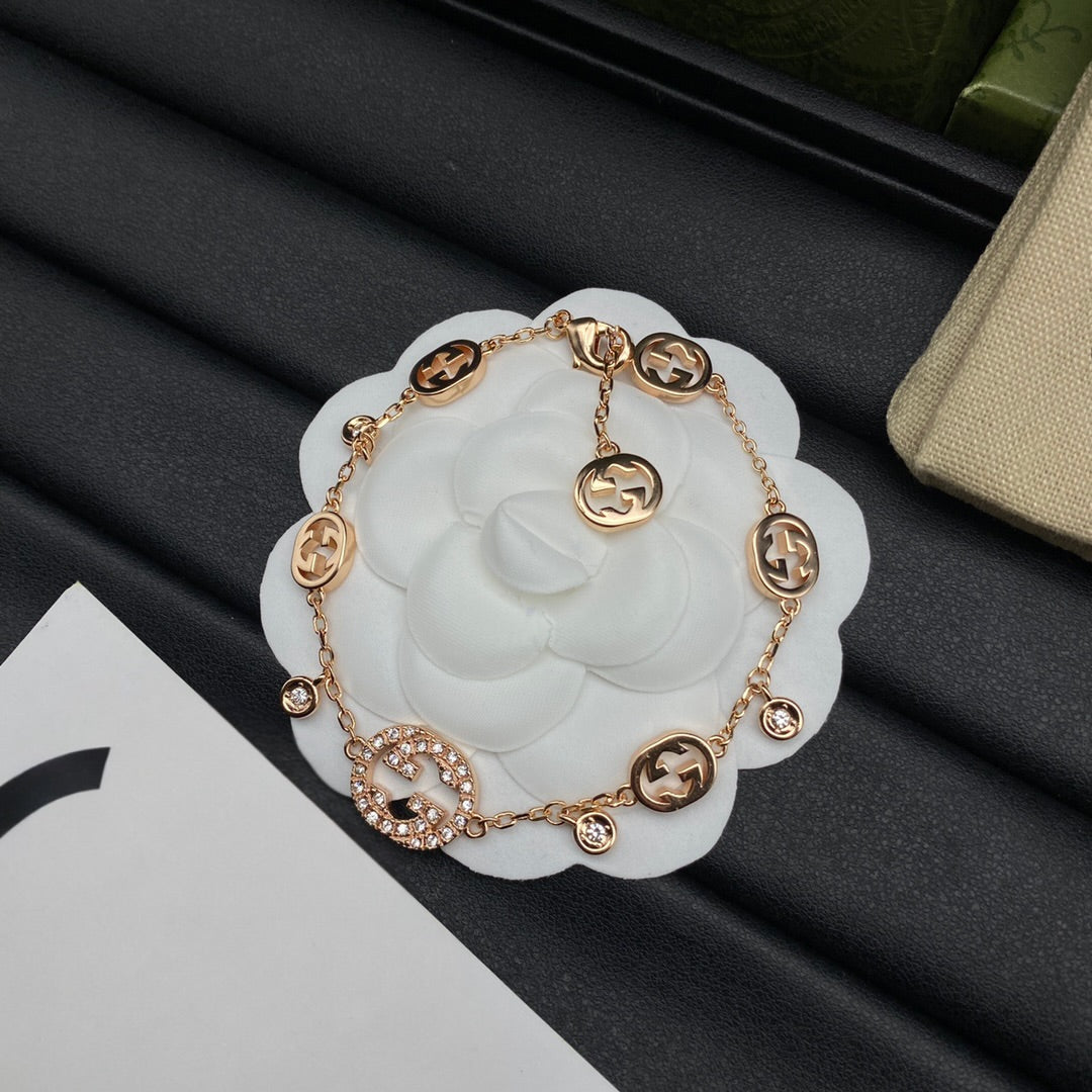 Gigi Dainty Bracelet